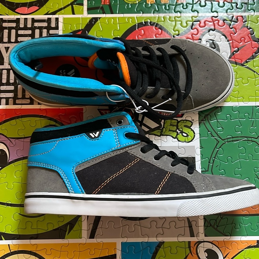 Boys Shoes​ - Picture 2 of 4